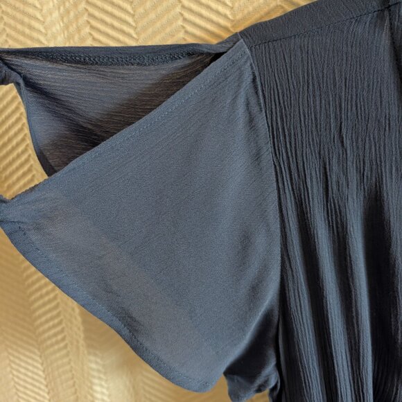 NWT Lulu's Heart of Marigold Denim Blue Wrap Maxi Dress Crepe Size Medium - Picture 8 of 16